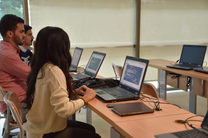 Trainees searching the EAMENA database